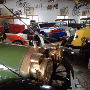 Visita guiada: l’automòbil...