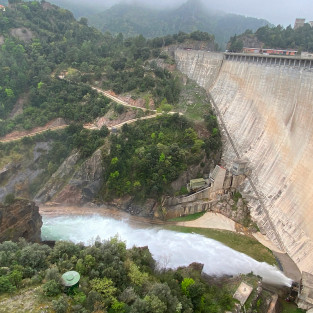 Vols entrar a la presa de...