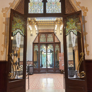 Casa Coll i Regàs